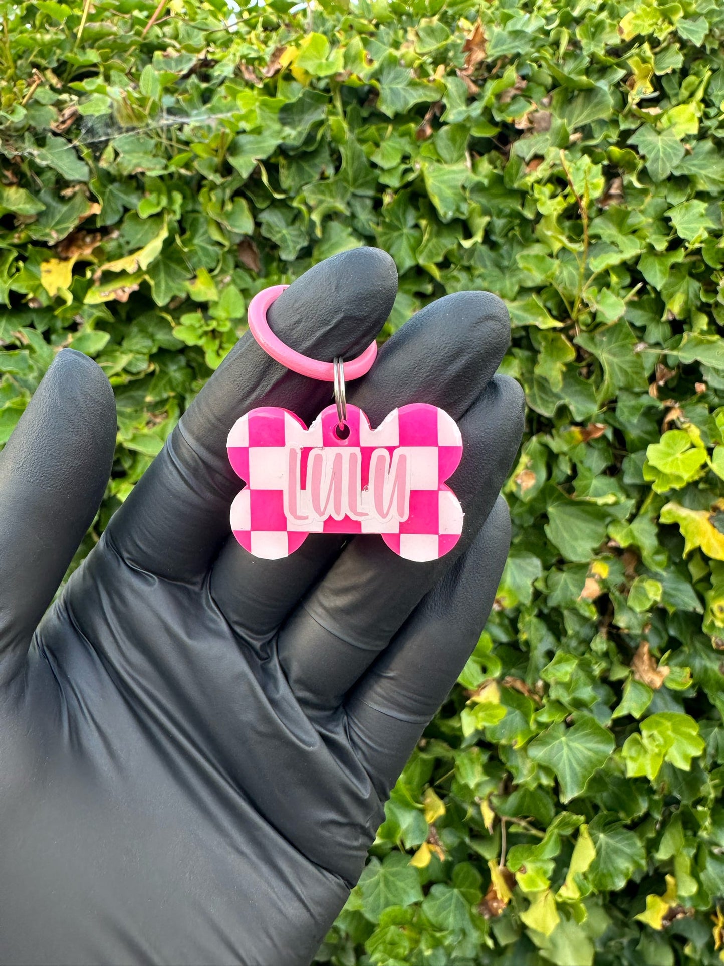 Checkered Tag