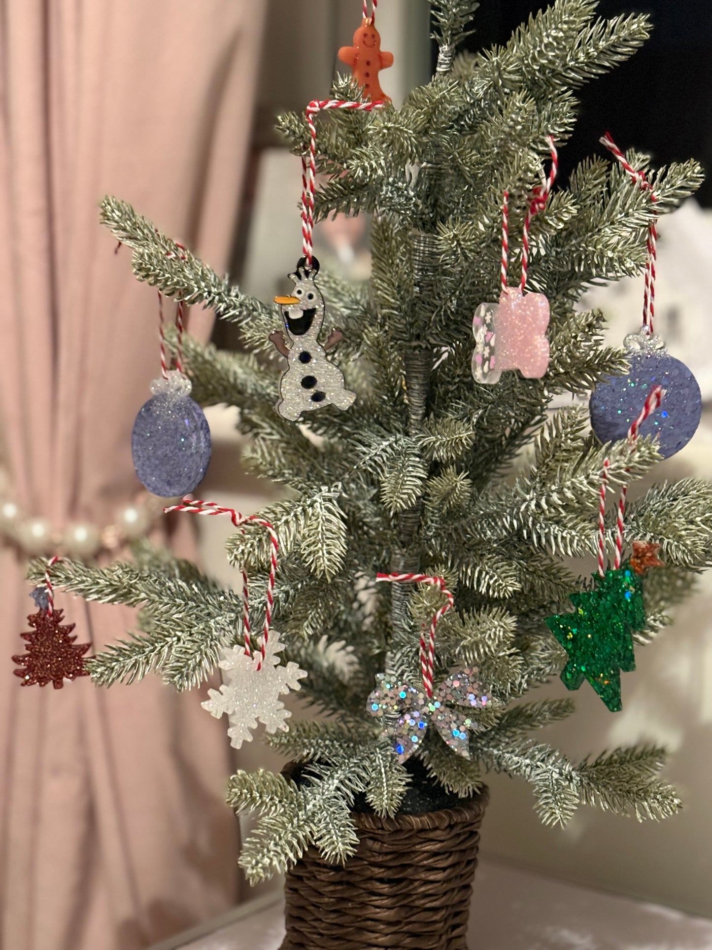 🎄 Christmas Tree Dog Tag – Christmas Collection ✨