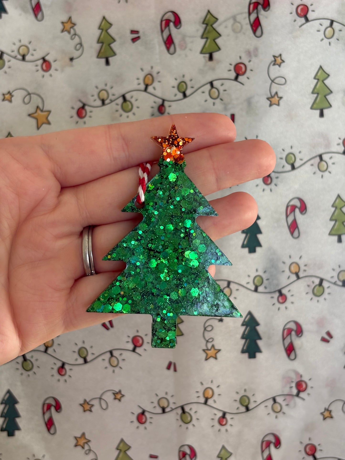 🎄 Christmas Tree Dog Tag – Christmas Collection ✨