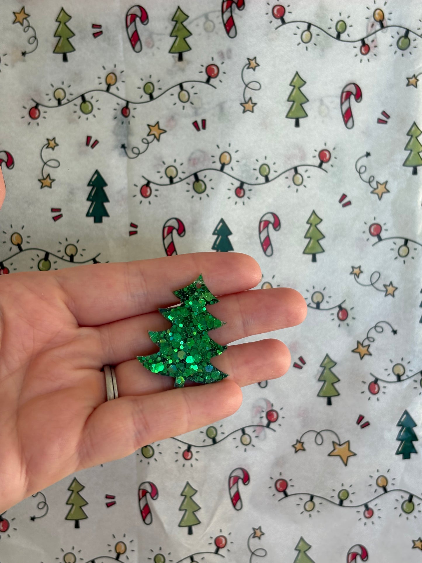 🎄 Christmas Tree Dog Tag – Christmas Collection ✨