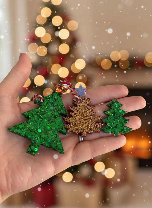🎄 Christmas Tree Dog Tag – Christmas Collection ✨