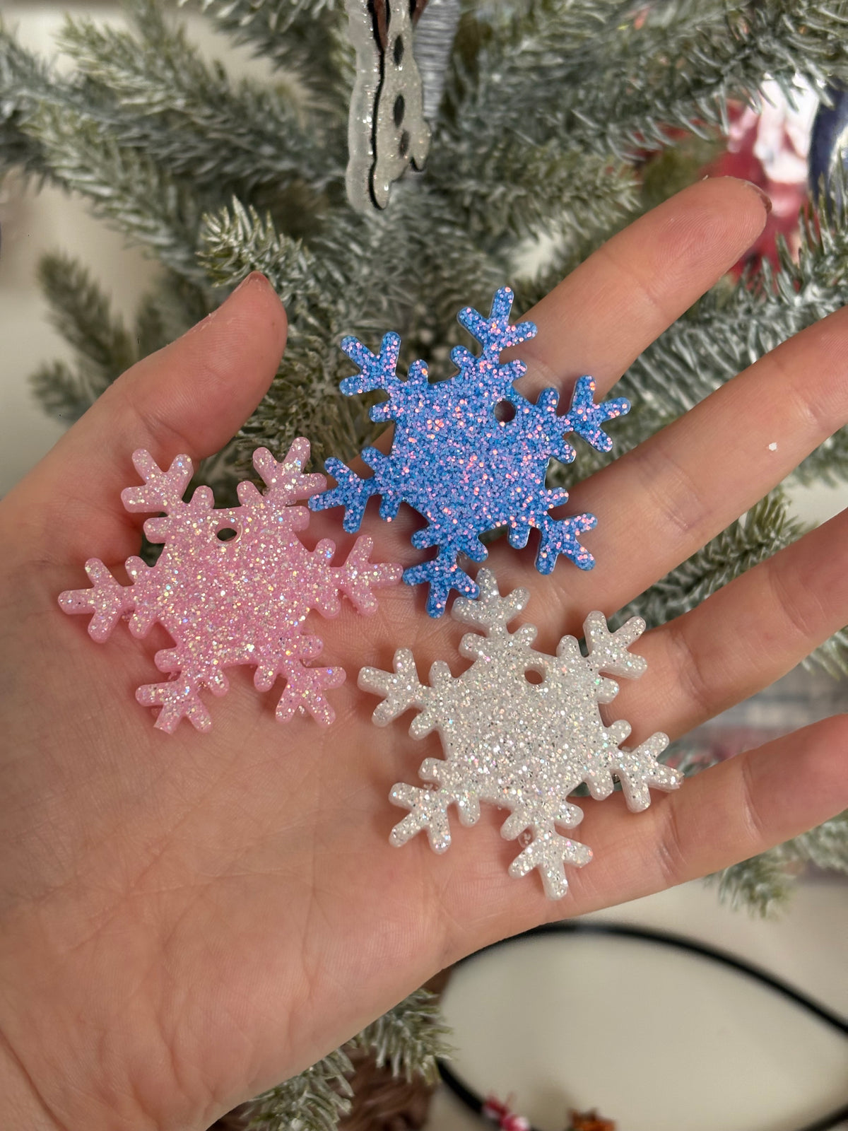 ❄️ Snowflake Glitter Dog Tag – Christmas Collection ✨